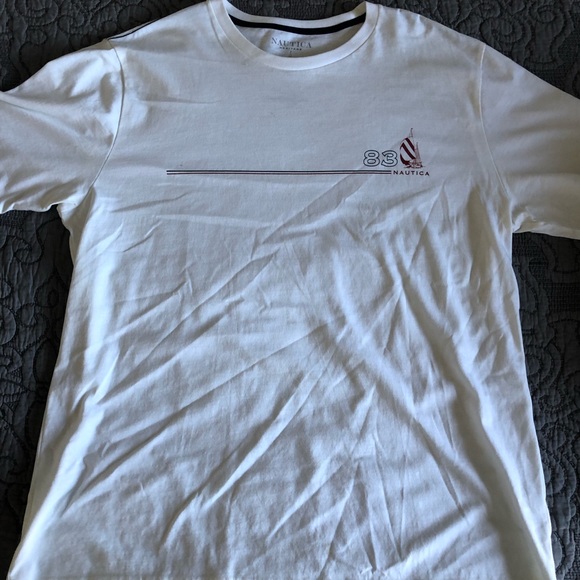Nautica T-Shirt - Picture 3 of 3